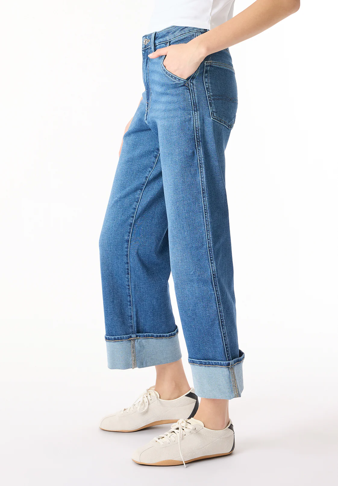 Addisson Women's High Rise Wide Leg Cropped Jeans, Indigo Worn - BL16047 - Image 3