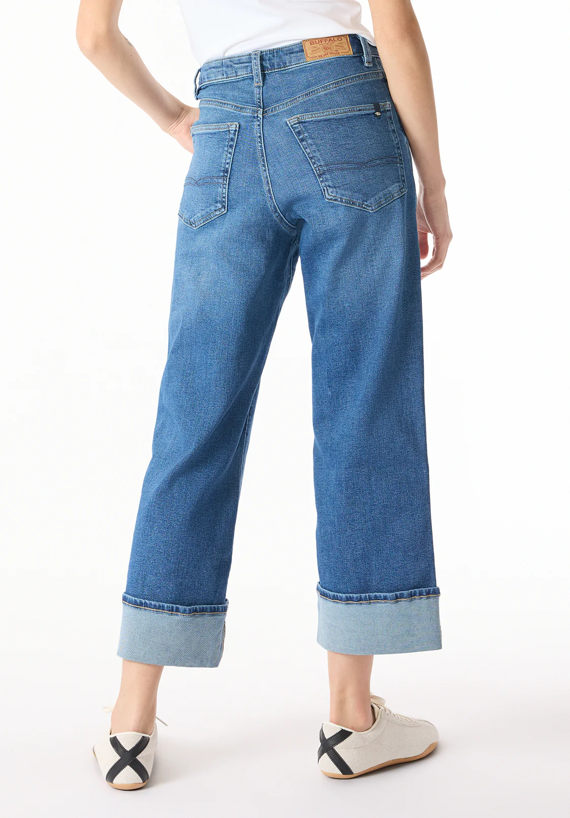 Addisson Women's High Rise Wide Leg Cropped Jeans, Indigo Worn - BL16047 - Image 4