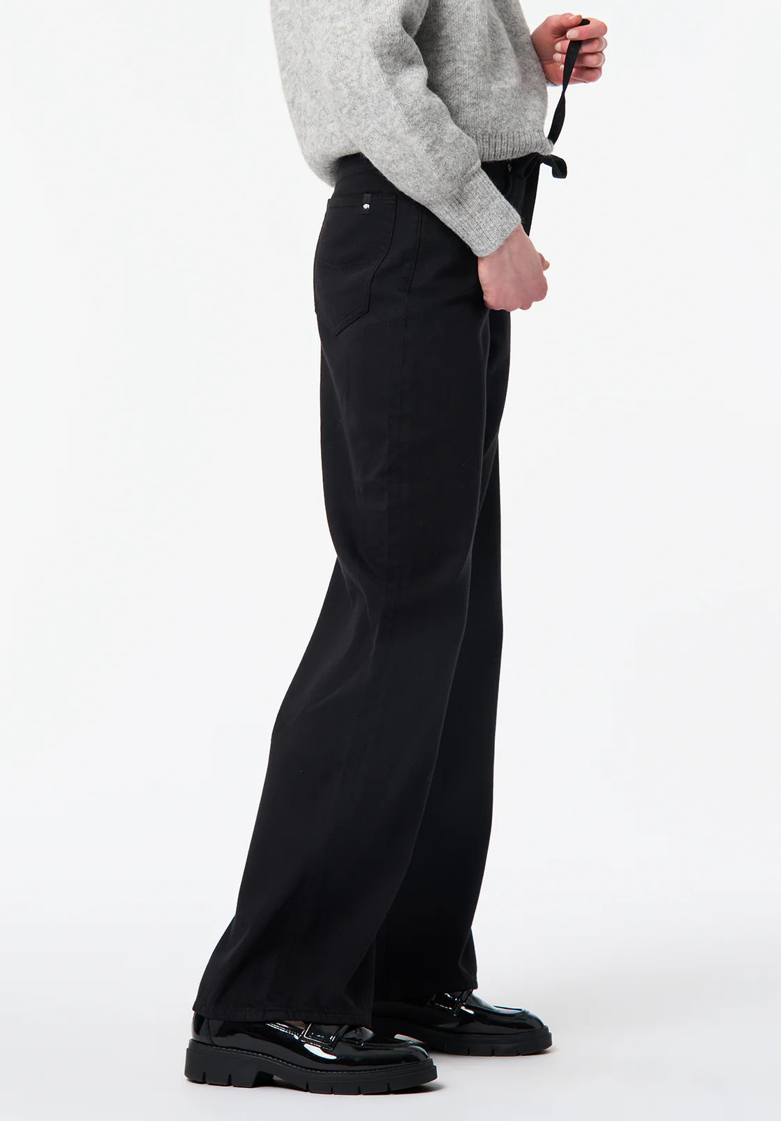 Alecia Women's High Rise Wide Leg Jeans, Black - BL16136 - Image 4