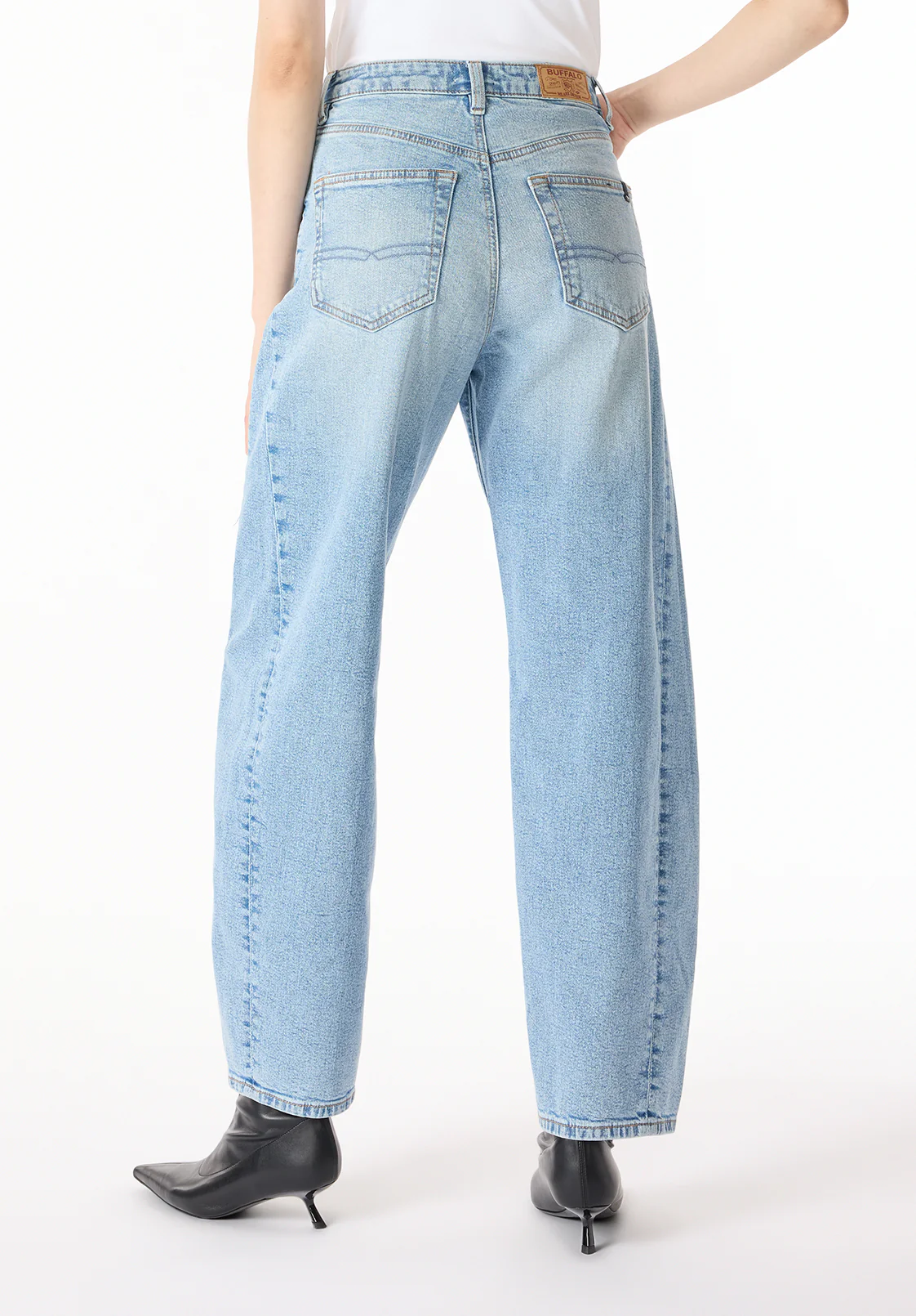 Barbara Women's High Rise Barrel Jeans, Vintage Blue - BL16072 - Image 4