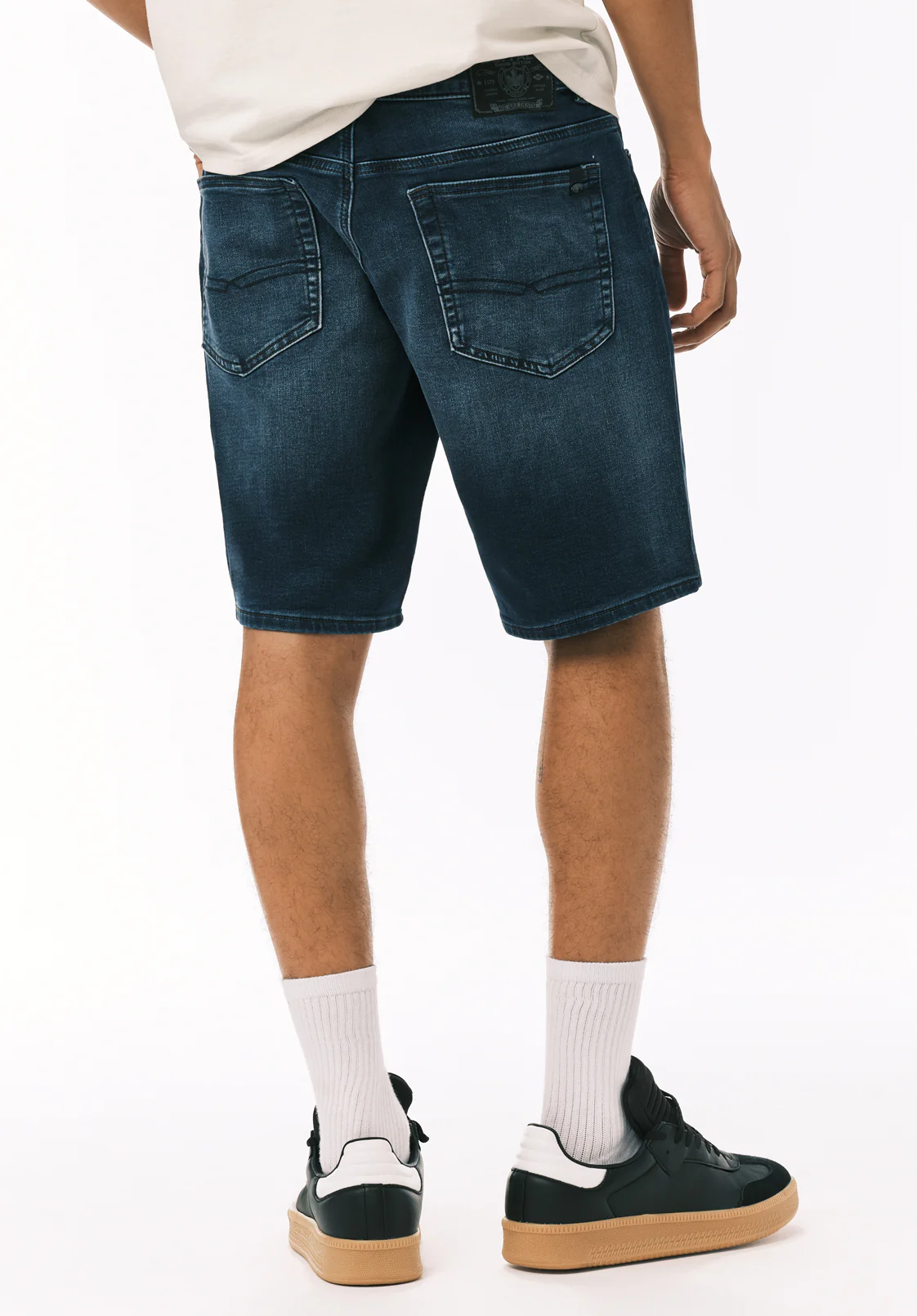 Dean Men’s Relaxed Straight Freedom Flex Short, Heavily Sanded - BM22949 - Image 4