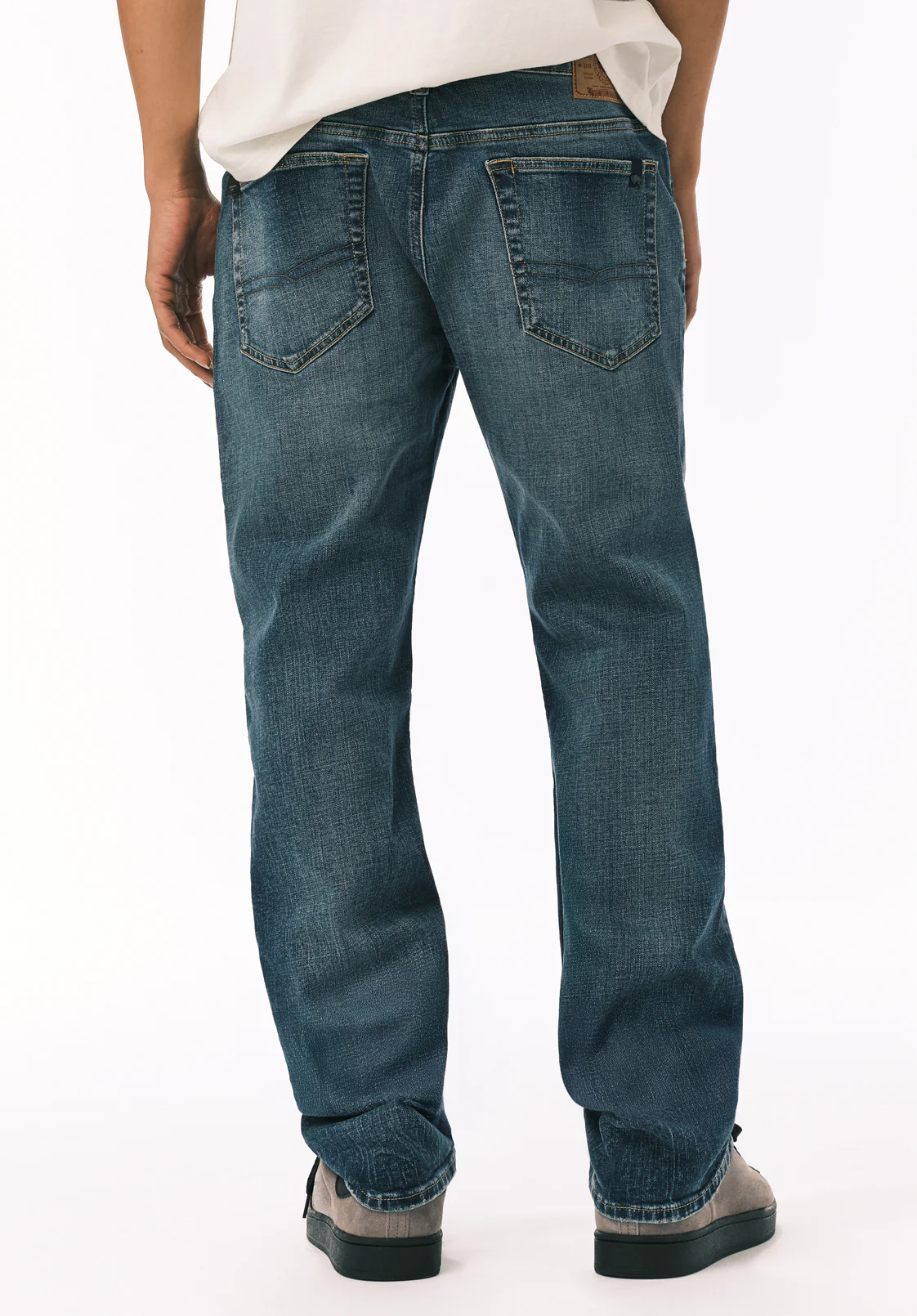 Driven Men's Relaxed Straight Jeans, Veined and Worked - BM26147 - Image 3