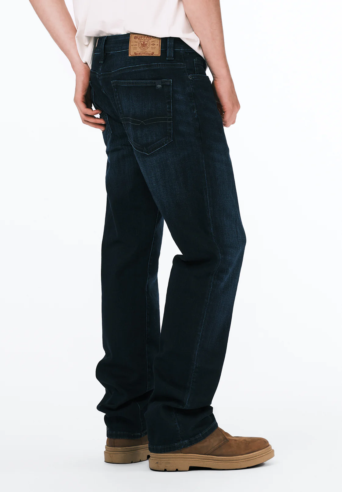 Driven Men's Relaxed Straight Jeans, Authentic and Deep Indigo - BM22137 - Image 4