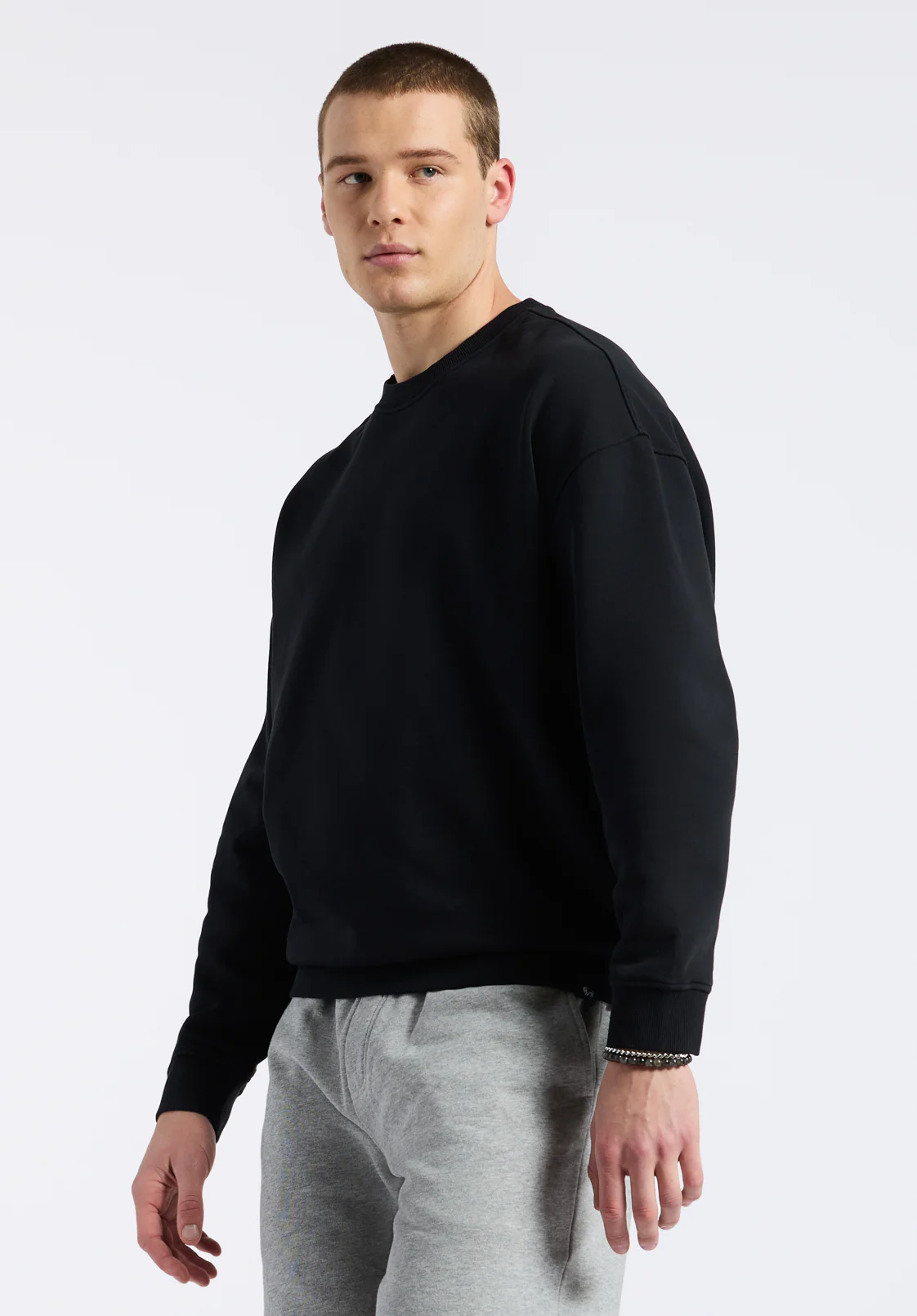 Famke Men's Relaxed Sweatshirt, Black - BM24541 - Image 3
