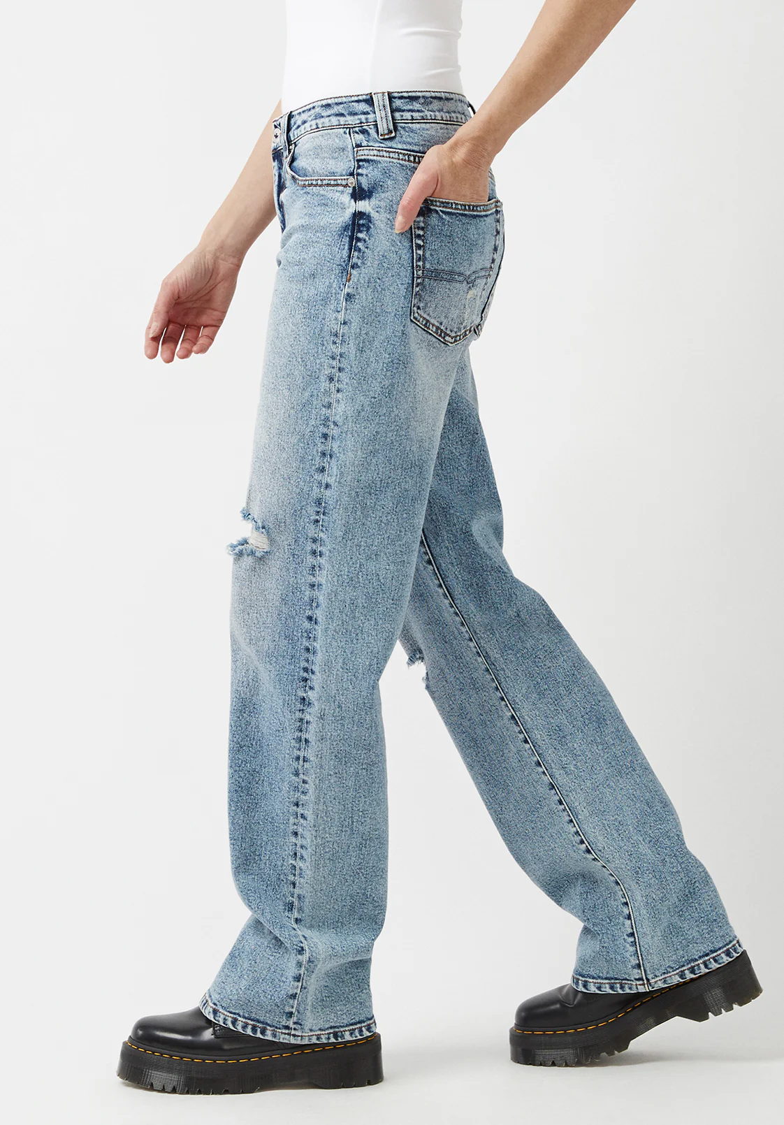 Gwen Women's Low Rise Loose Straight Jeans, Creased and Sanded - BL15873 - Image 7