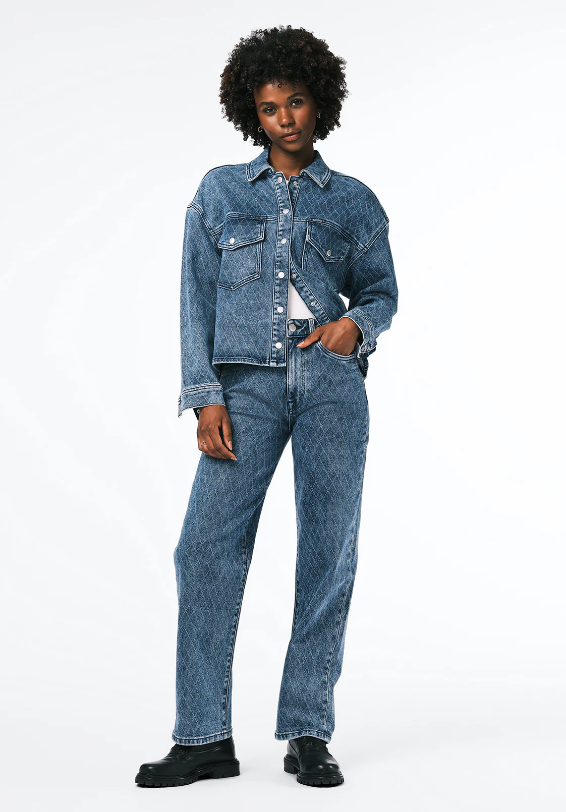 Jane Women's Super High Rise Loose Straight Jeans, Sanded And Contrasted - BL16117