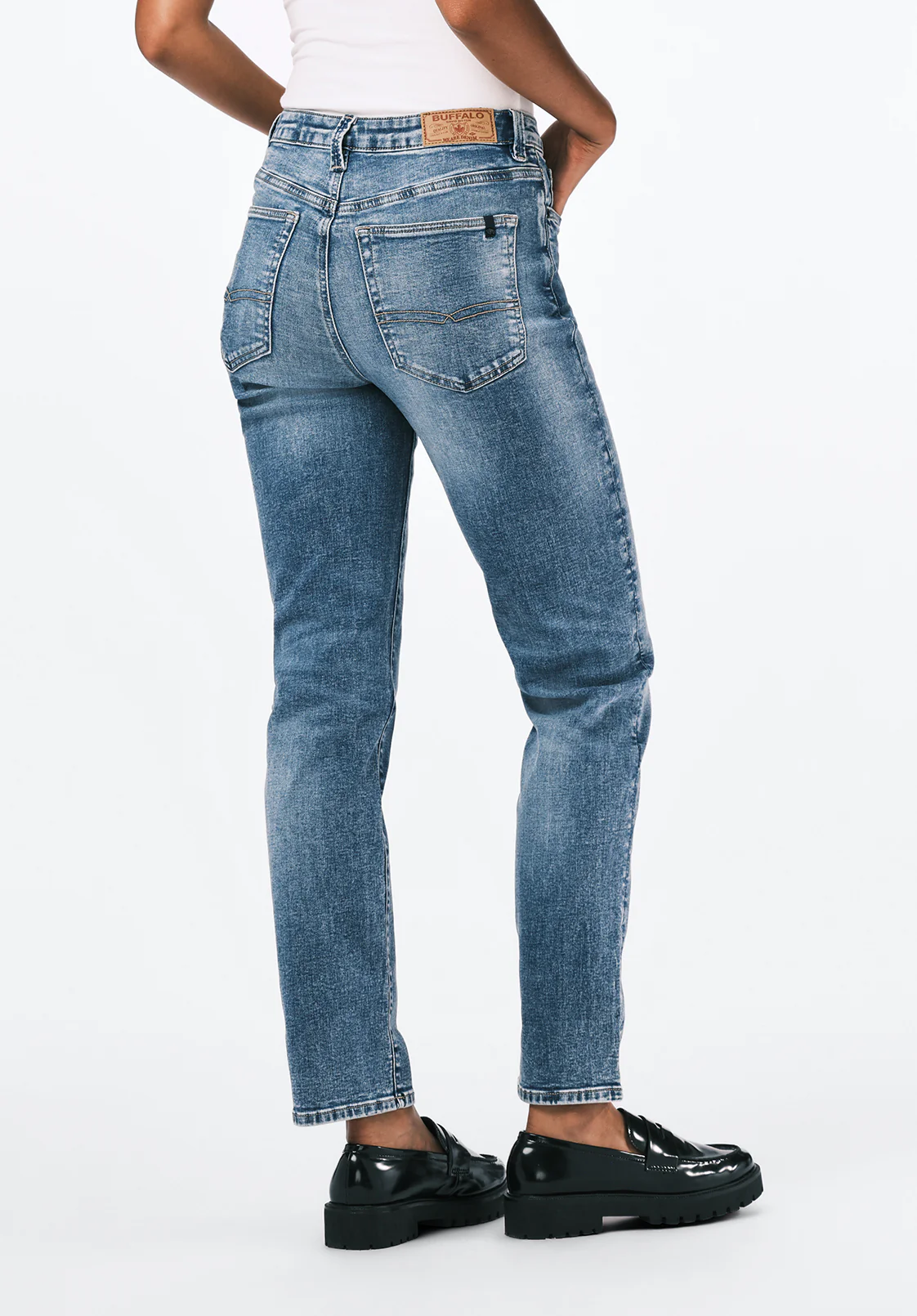 Jayden Women's High Rise Straight Jeans, Whiskered and Sanded - BL15836 - Image 4