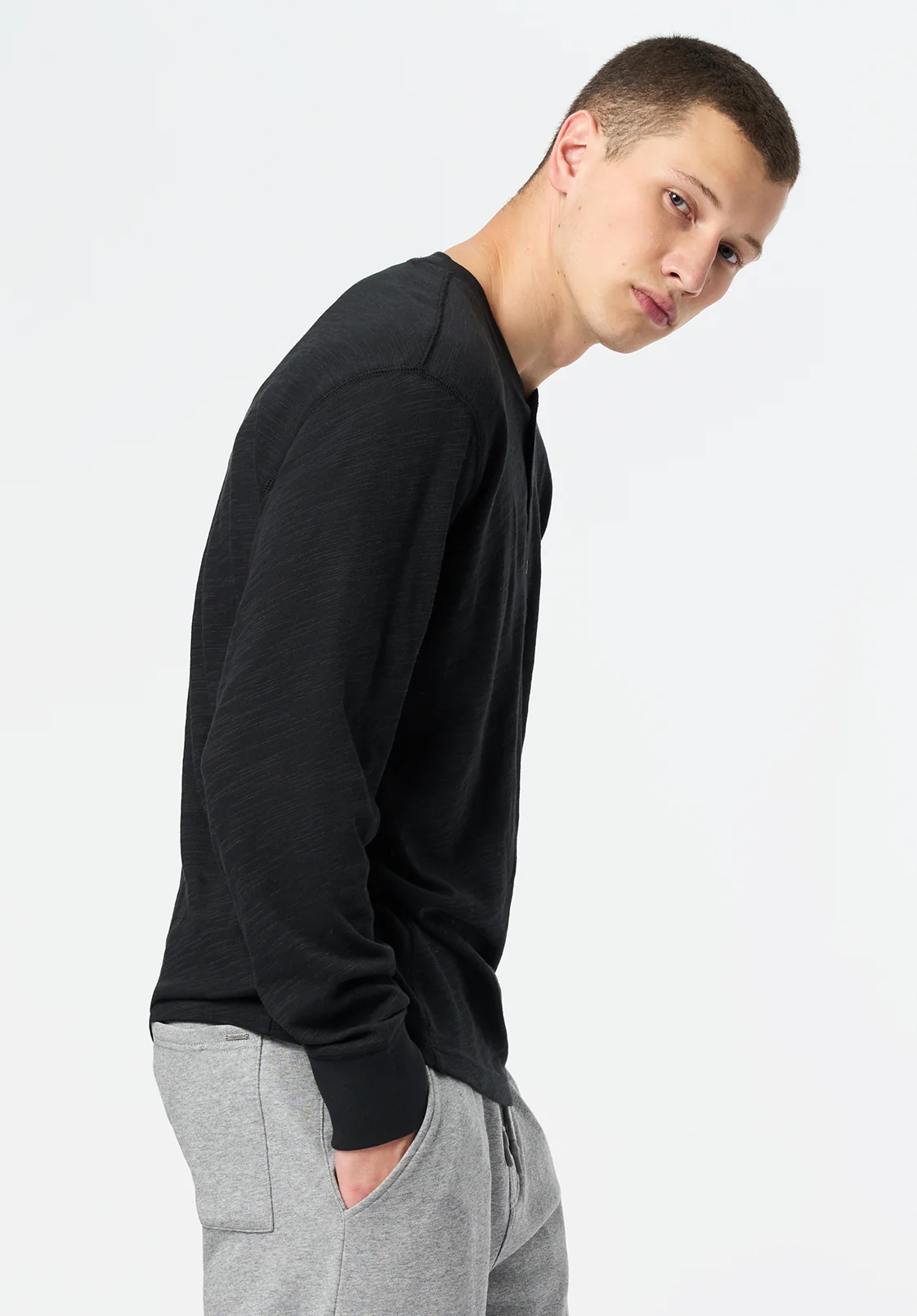 Kandid Men's Long Sleeve Relaxed Henley, Black - BM24660 - Image 2