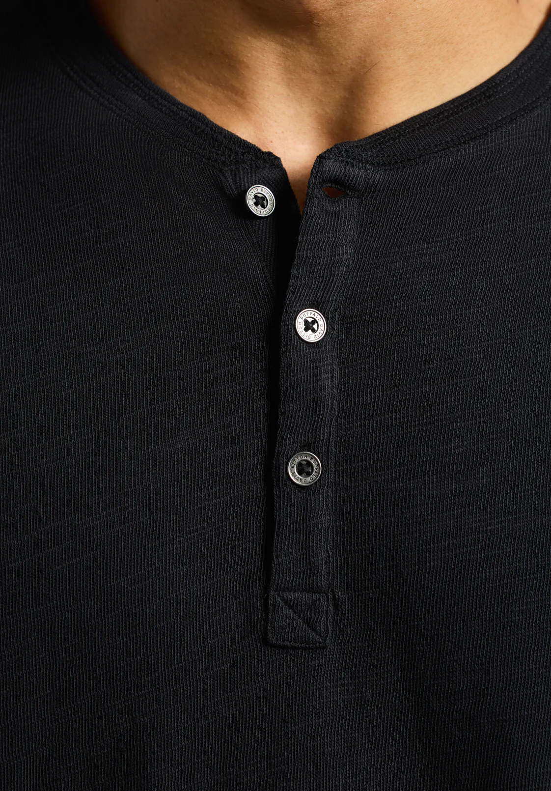 Kandido Men's Short Sleeve Slub Knit Henley, Black - BM24605 - Image 4