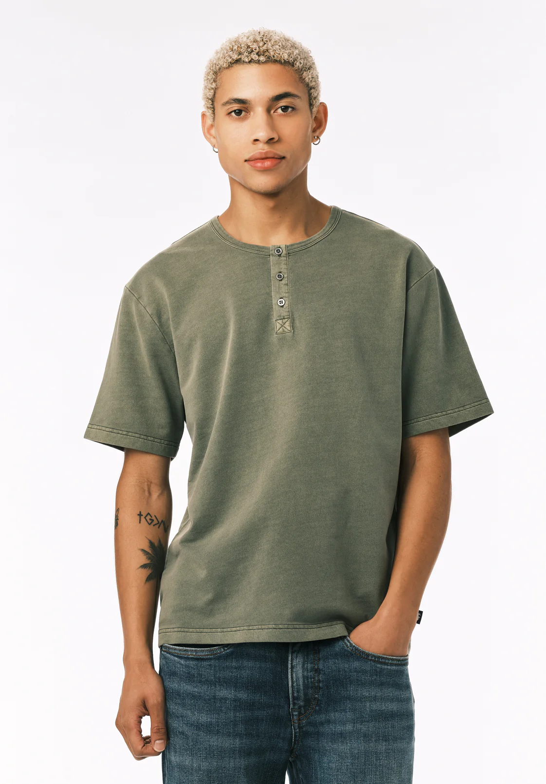 Kandor Men's Short Sleeve Henley, Army Green - BM24782 - Image 3