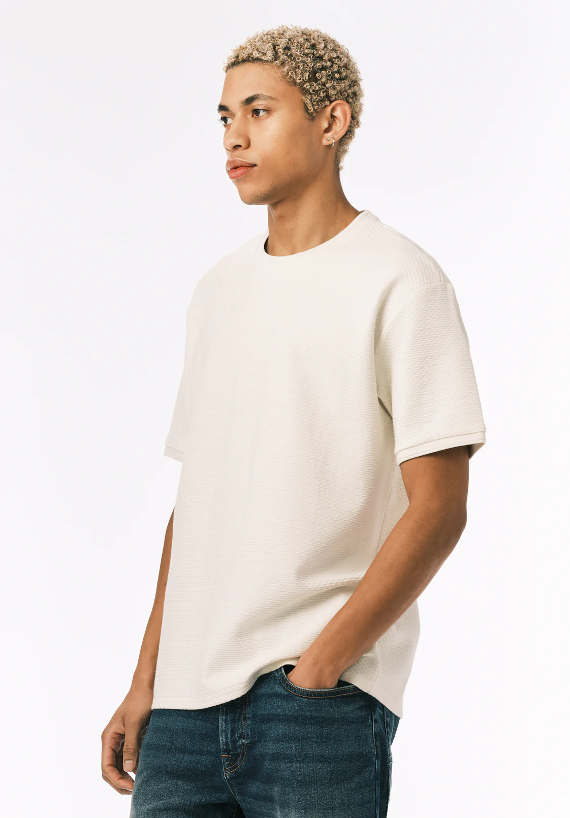 Kellen Men's Textured Knit Tee, Milk - BM24758 - Image 3