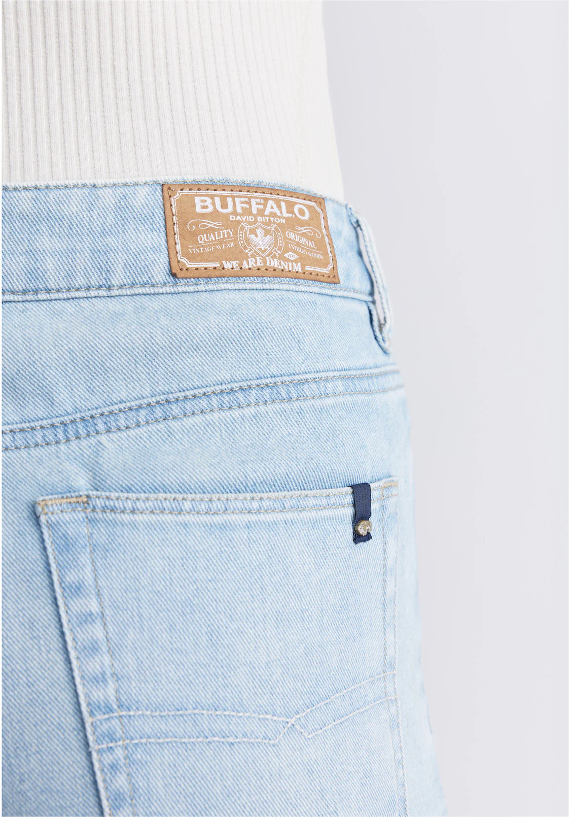 Madison Women's Relaxed Boyfriend Jeans, Distressed Vintage - BL15924 - Image 5