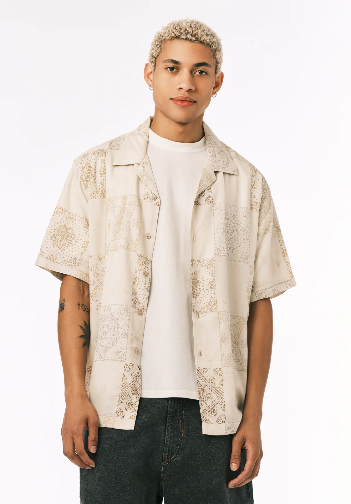 Sandro Men's Short Sleeve Printed Camp Shirt, Boulder - BM24790 - Image 2