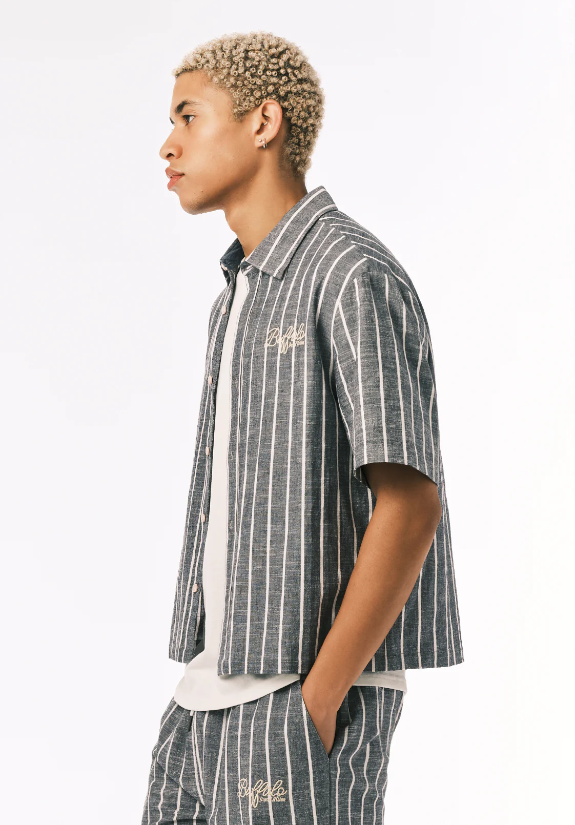Scott Men's Short Sleeve Striped Boxy Cropped Shirt, Whale - BM24849 - Image 4