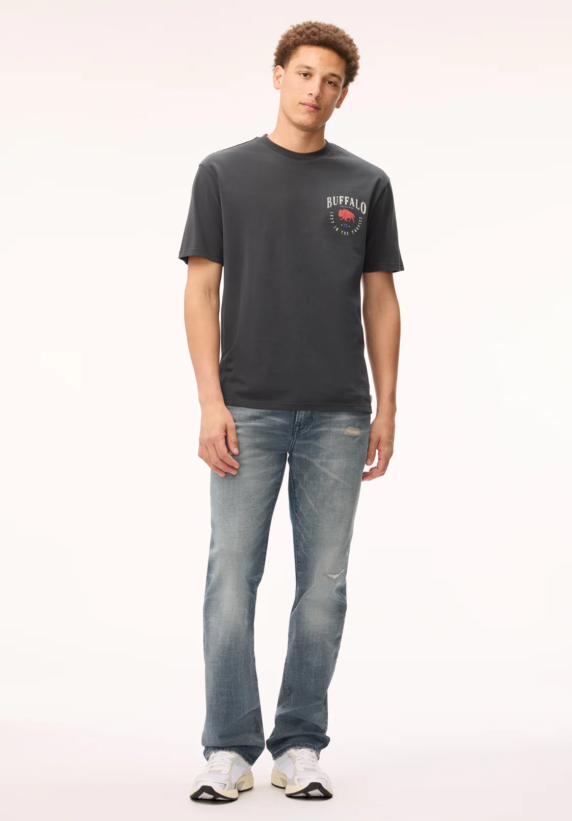 Tiver Men's Vintage Buffalo Graphic Tee, Black - BM24889