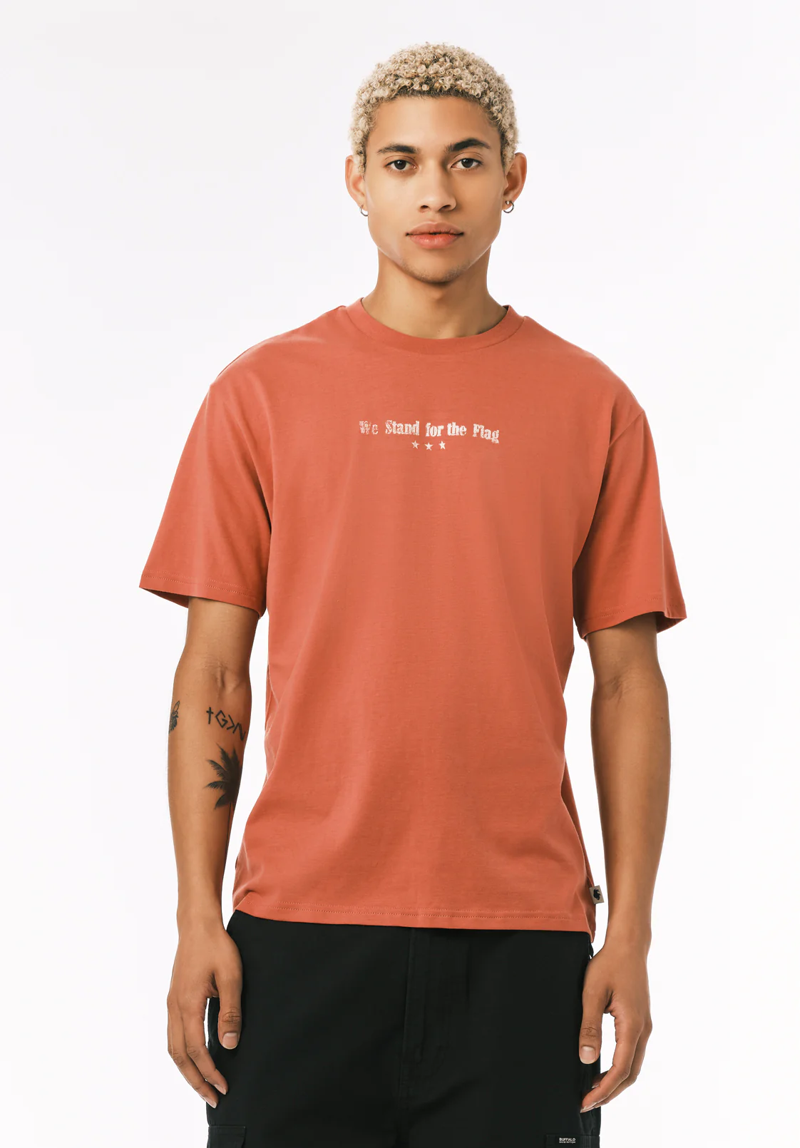 Trove Men's Americana Graphic Tee, Mineral Red - BM24866 - Image 3