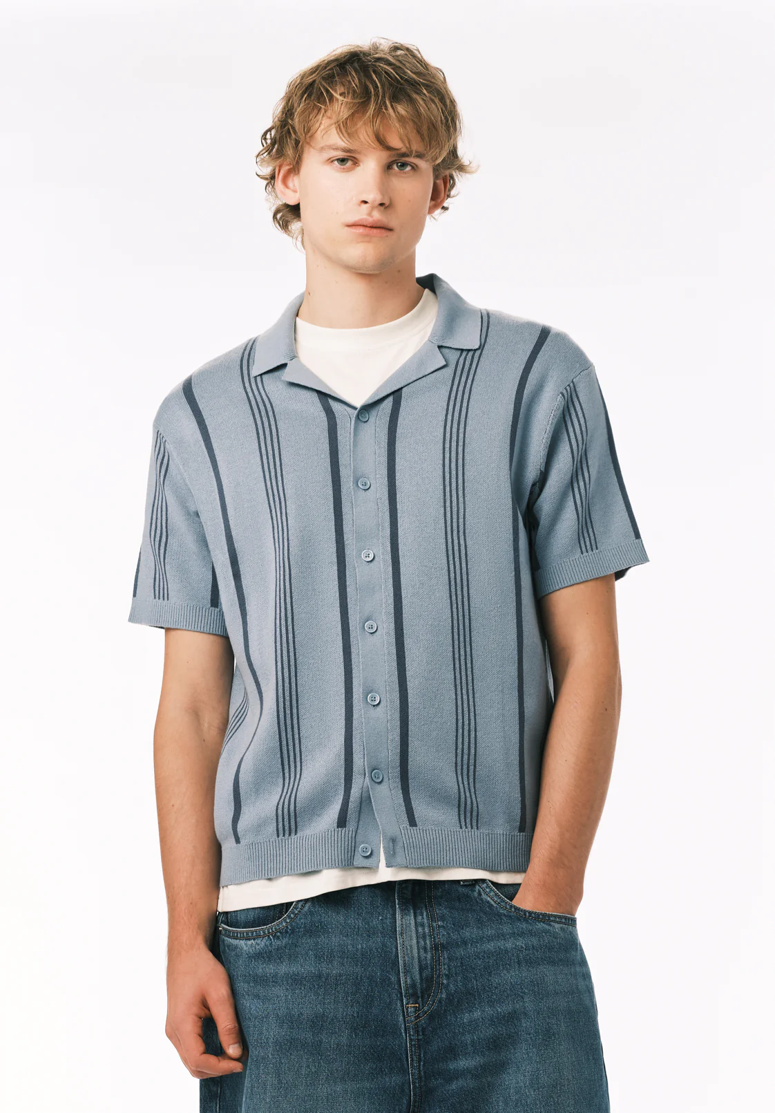 Waldir Men's Short Sleeve Sweater Shirt, Faded Denim - BM24787 - Image 2