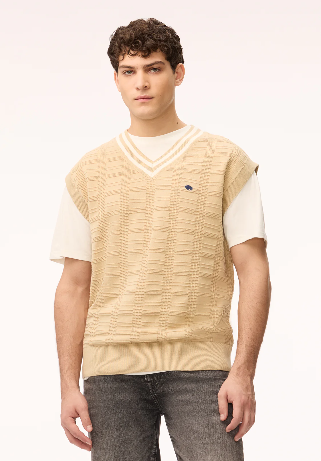 Wallo Men's V-Neck Sweater Vest, Pale Khaki - BM24887 - Image 4